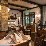 By Mountain Lakes Aparthotel 3*