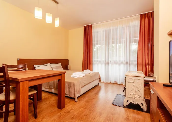 公寓式酒店 By Mountain Lakes 2*